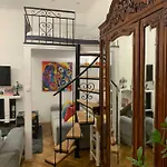Charming In The Heart Of The Jewish District! Апартаменты *