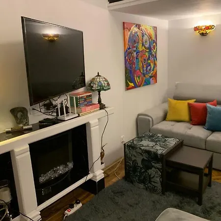 Apartman Charming In The Heart Of The Jewish District!